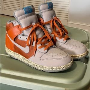 2007 Nike Dunk High (EarthQuake)